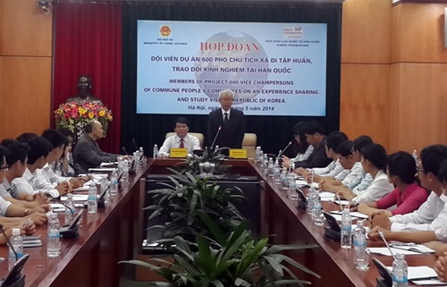 Đại sứ Hàn Quốc tại Việt Nam, ông Jun Dea Joo phát biểu tại cuộc họp